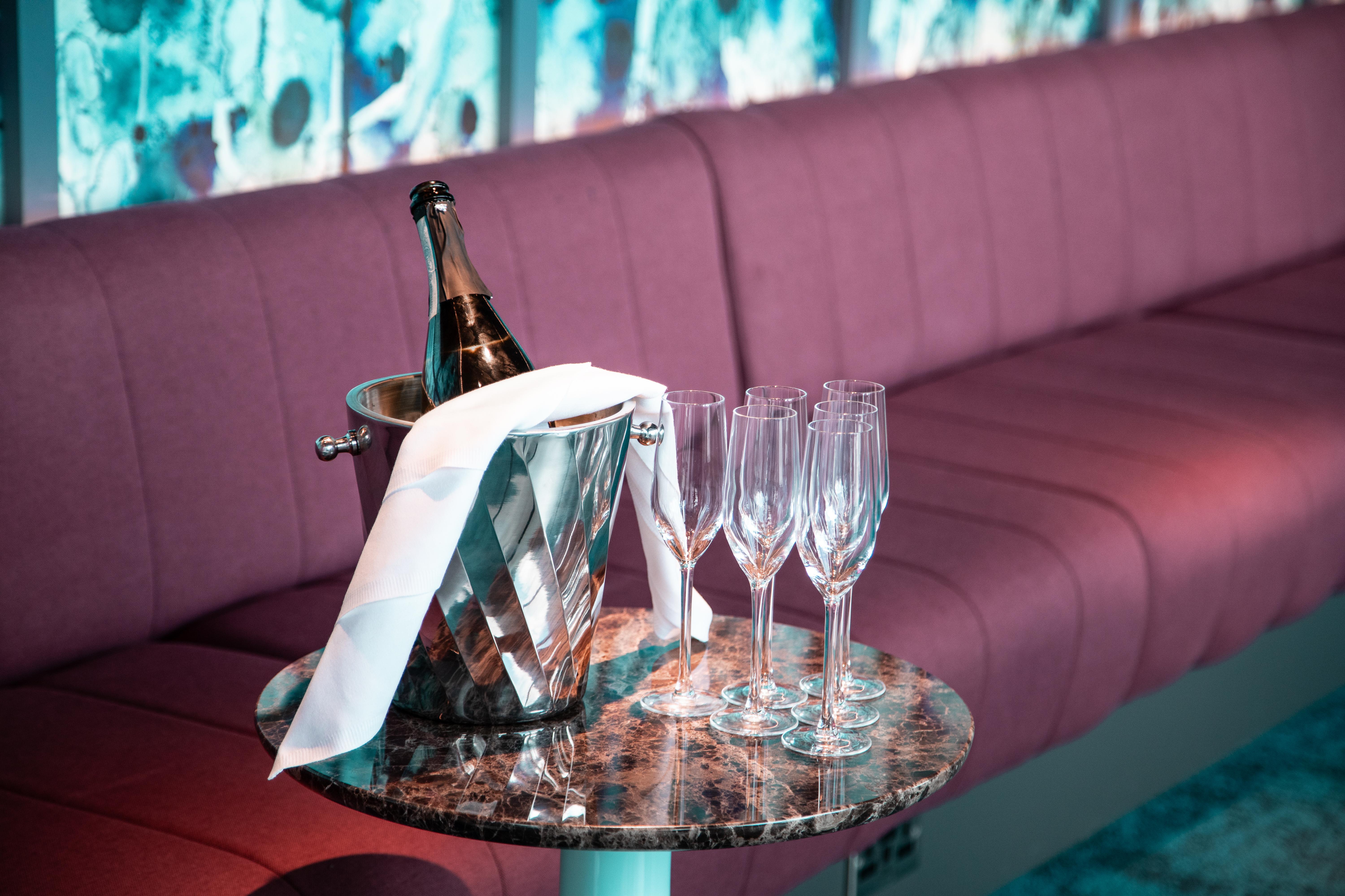 Yotel Glasgow Dış mekan fotoğraf The interior of the restaurant